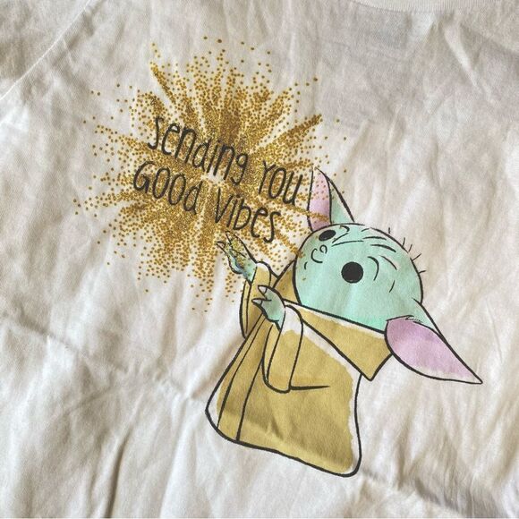 Girls Star Wars Yoda "Sending You Good Vibes" Graphic Tee - Picture 2 of 3